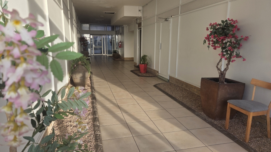 2 Bedroom Property for Sale in Gordons Bay Village Western Cape